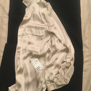 H&M Tops - Blouse H&M Tops - Blouse